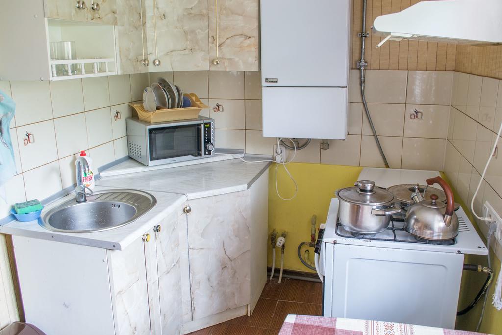 Guest House Cherepaha Kam'janec'-Podil's'kyj Esterno foto